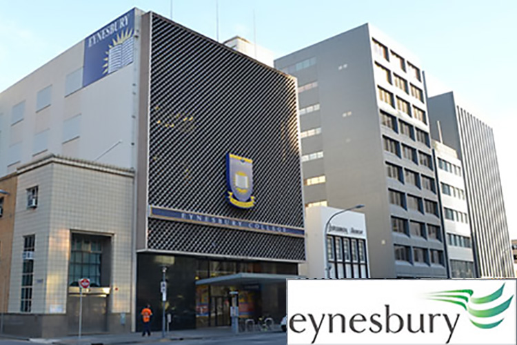 Co-hoi-hoc-bong-Eynesbury